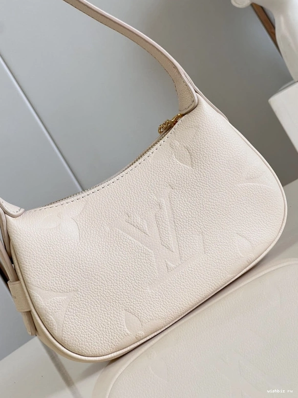WIS VUITTON Moon LOUIS Mini 0316